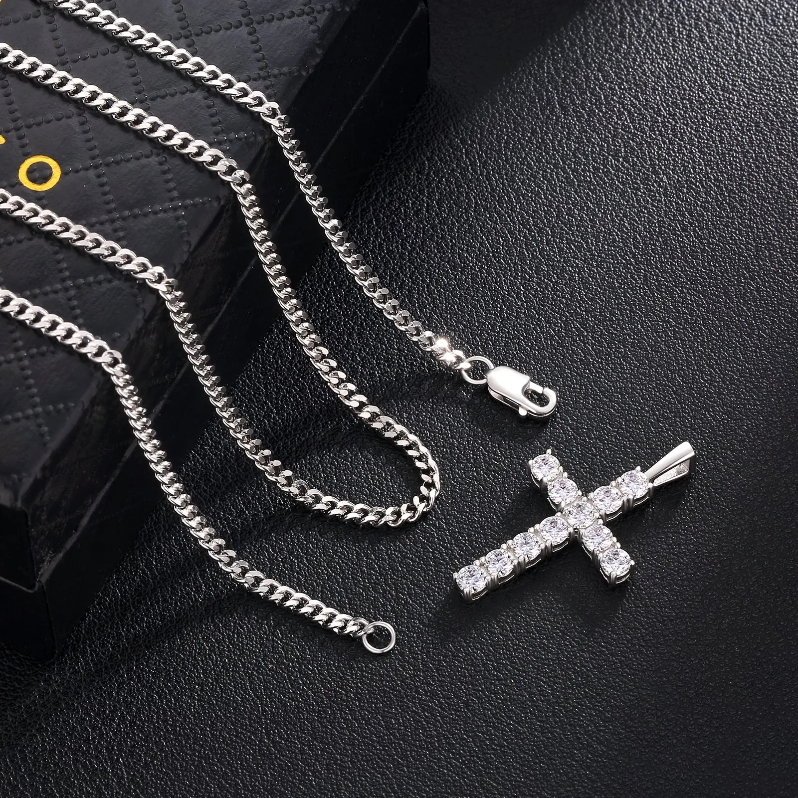 1.10 Carats VVS1 Moissanite Cross Pendant for Men 14K Gold/ White Gold