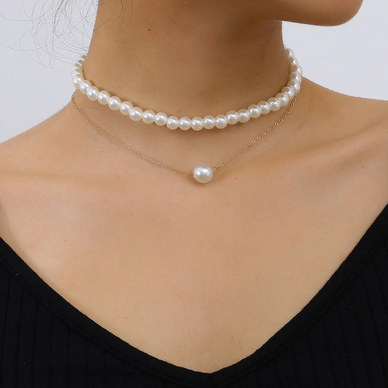 Gorgeous 2-Piece Pearl Necklace Set - Perfect for Women!