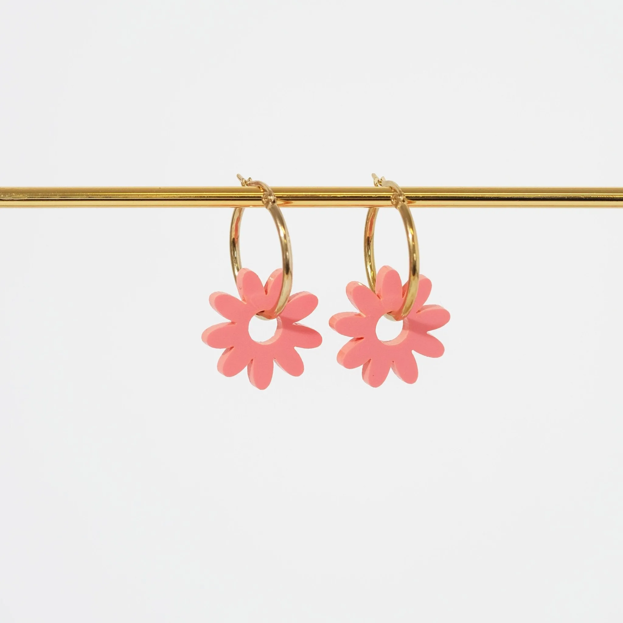 Marguerite Daisy Hoop Earrings in Candy Pink