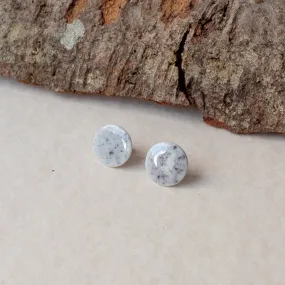 Splashed porcelain stud earrings